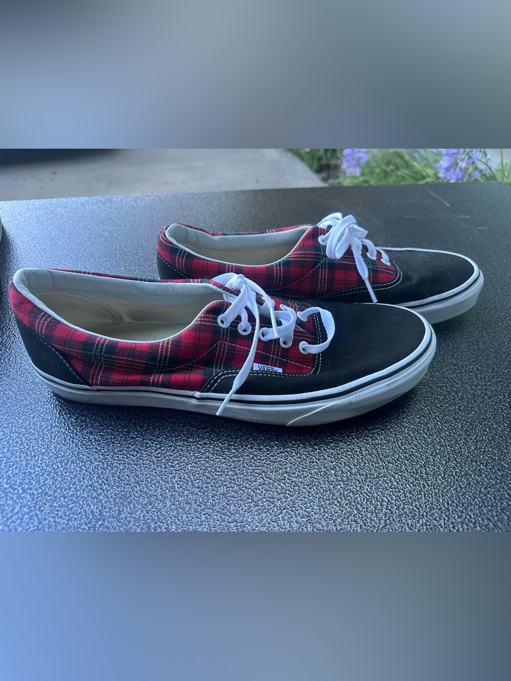 Vans Black and red plaid Low-Top lace Sneakers